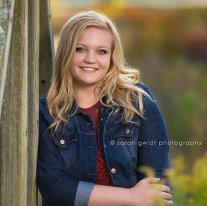 Meet your Posher, Emma